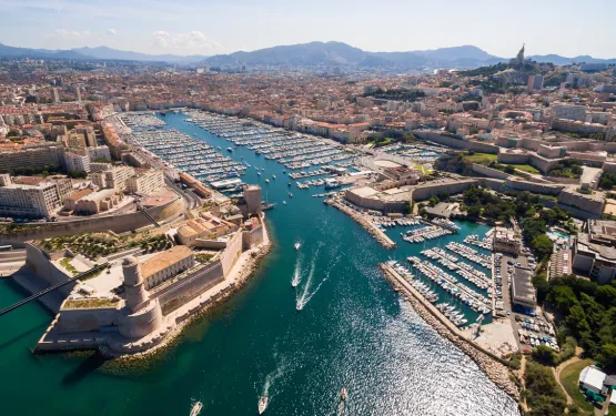 tourisme et visite en vtc de marseille et sa région vue panoramique de la ville